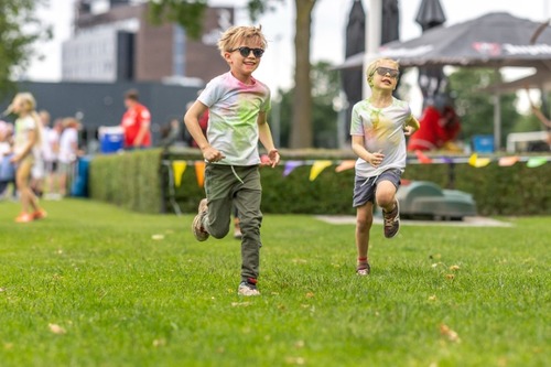 Foto bij Color Run Nederweert 2025
