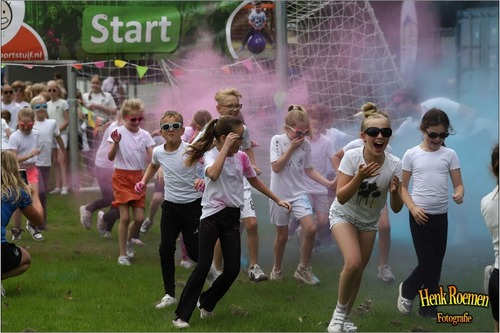 Foto bij Color Run Nederweert 2025
